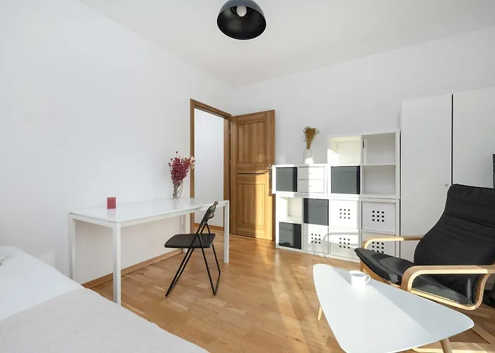 Spacious In With Large Terrace And 2 Parking Spaces By Renters Βρότσλαβ
