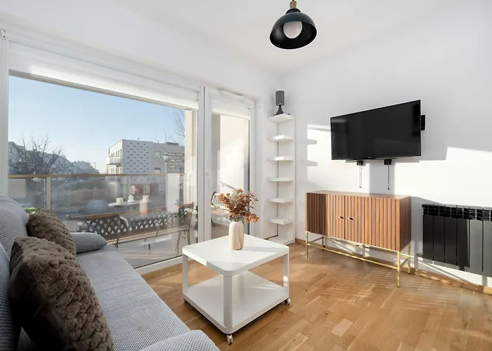 Spacious In With Large Terrace And 2 Parking Spaces By Renters Appartement