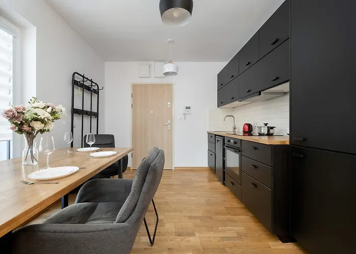 Spacious In With Large Terrace And 2 Parking Spaces By Renters Βρότσλαβ